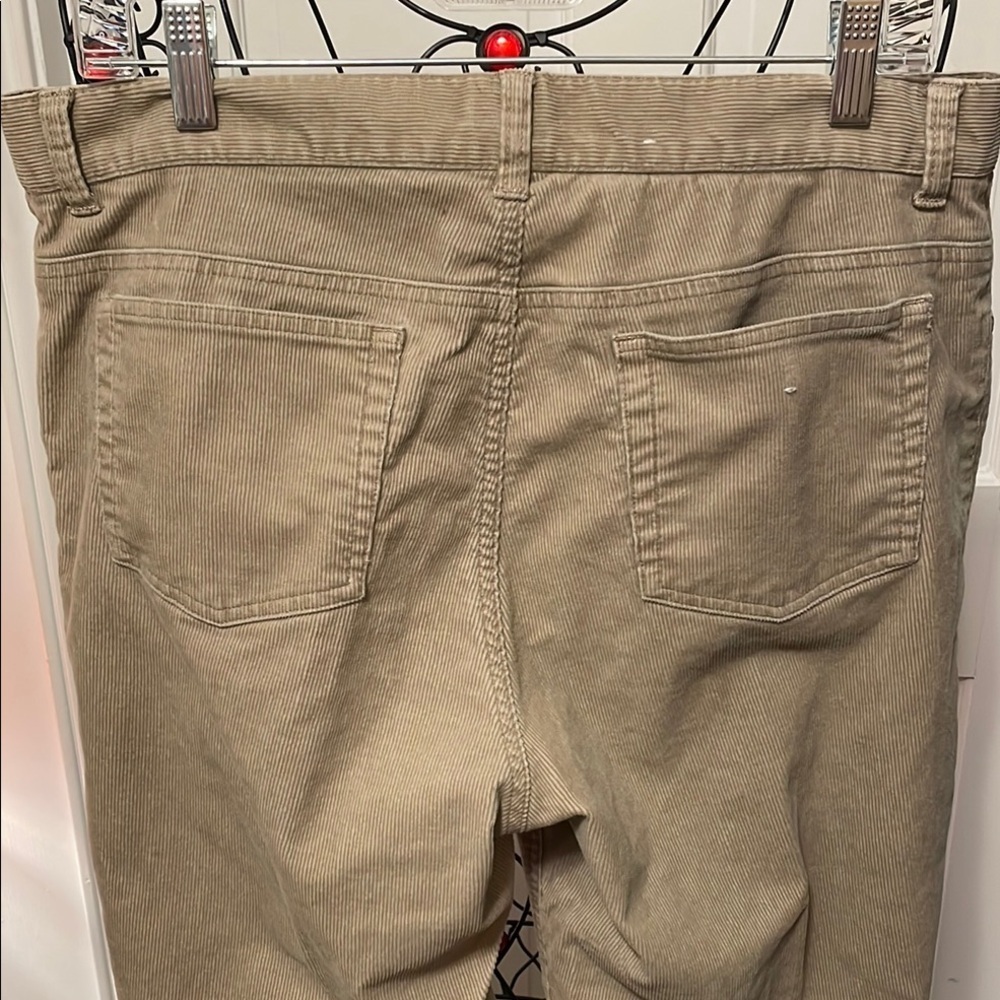 🥰🥰🥰3 for 12$🥰🥰🥰Jones New York Tan Corduroy Relaxed Fit Pants - Picture 6 of 8
